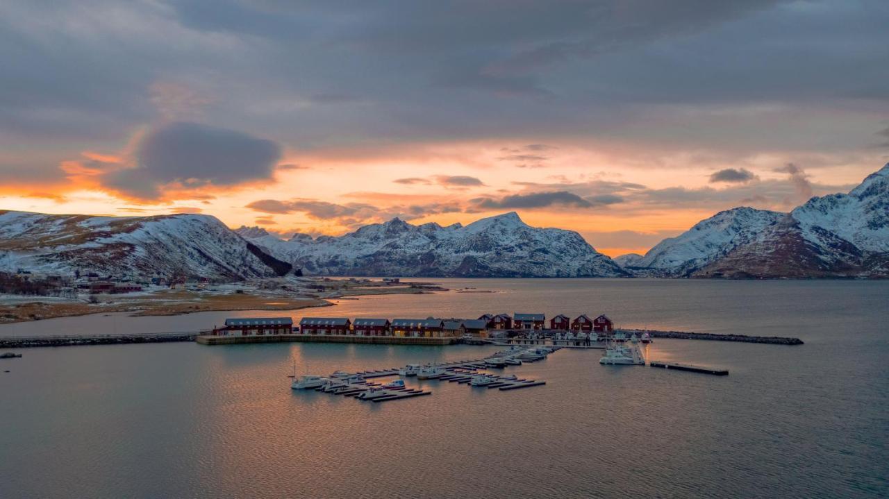 Lofoten Rorbuutleie - Lilleeidet Gravdal (Vestvagoy)